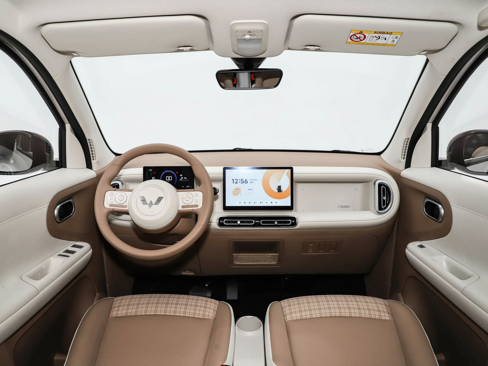 Vehicle photo — rear three-quarter view