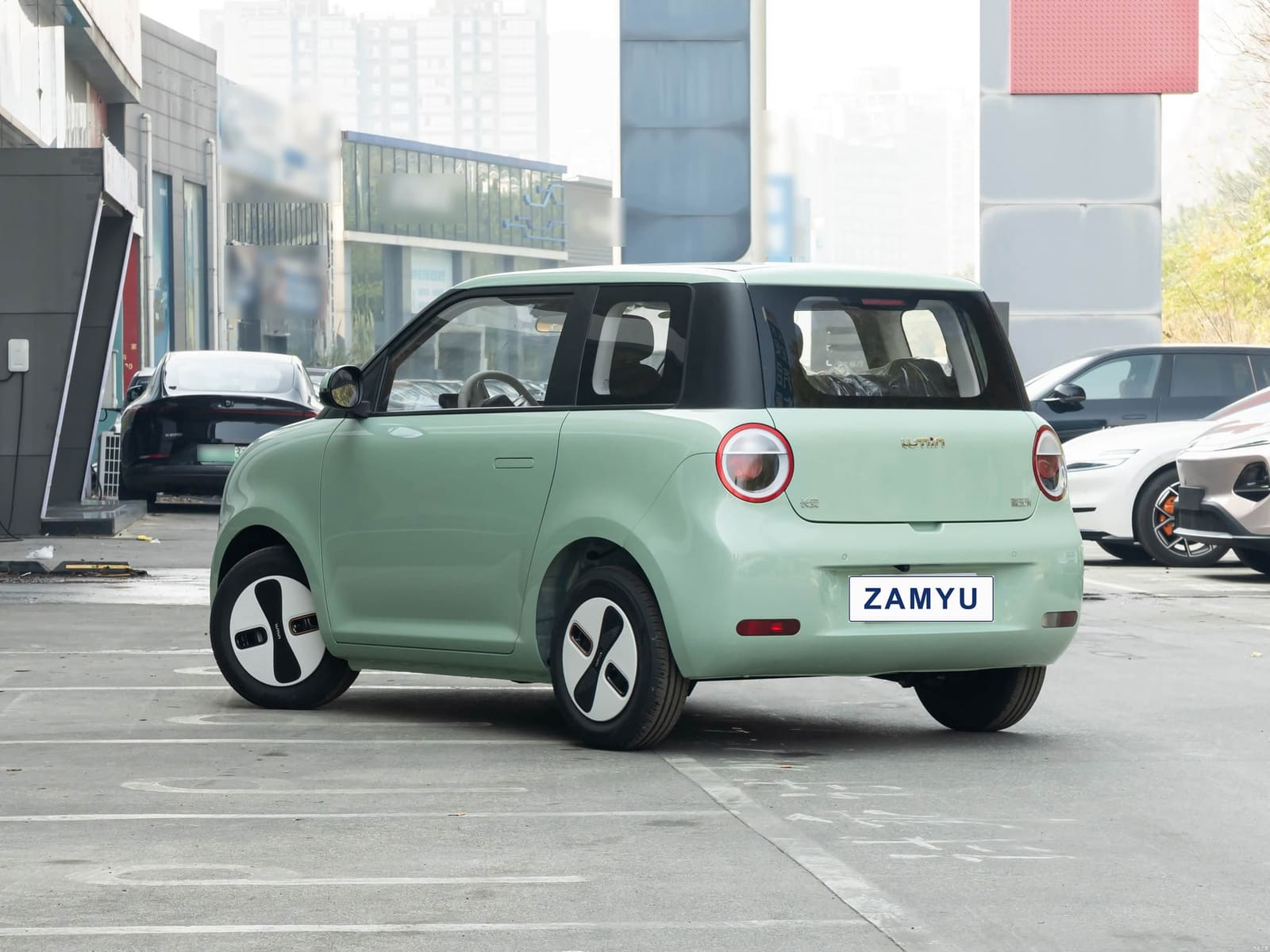 Vehicle photo — side profile