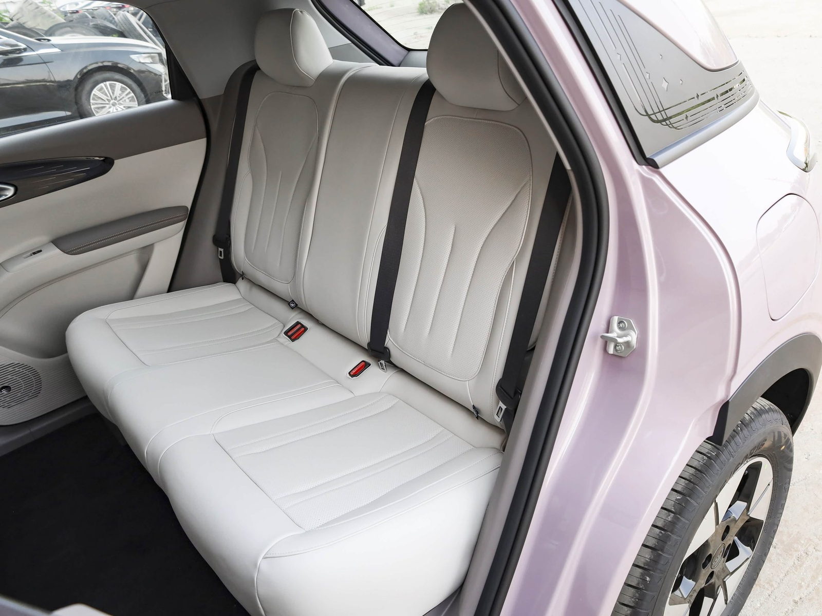 2026 Geely Xingyuan — seats